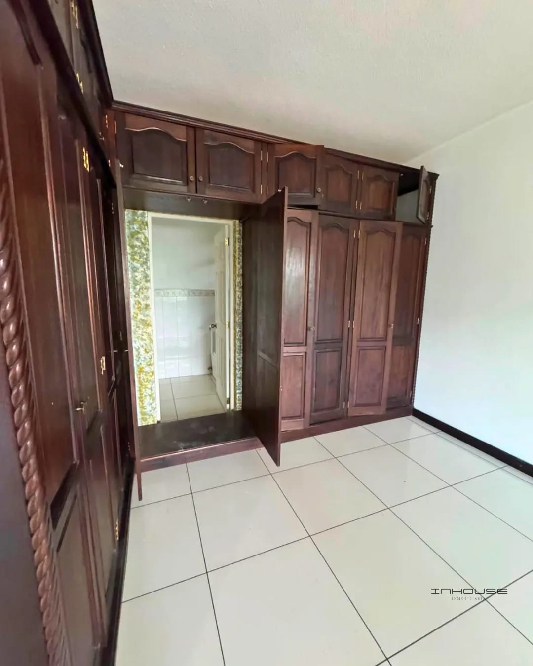 CASA EN RENTA ZONA 16 JACARANDAS DE CAYALA — Casa en Alquiler en Ciudad Cayalá, Zona 16, Guatemala, Ciudad — foto 5 de 10