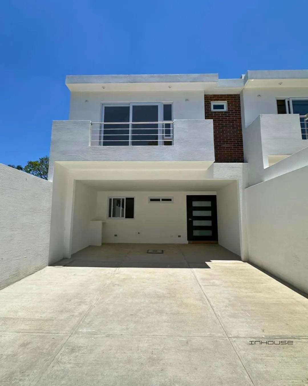 CASA EN VENTA EN SAN CRISTOBAL SECTOR B1 — Casa en Venta en Zona 8 Mixco, Guatemala, Ciudad — foto 1 de 10