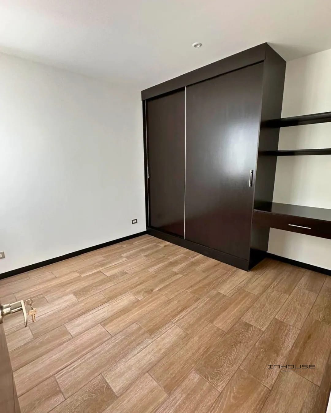 CASA EN VENTA EN SAN CRISTOBAL SECTOR B1 — Casa en Venta en Zona 8 Mixco, Guatemala, Ciudad — foto 5 de 10