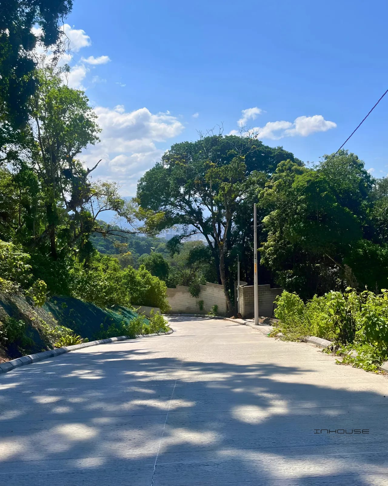 TERRENO EN VENTA EN CARRETERA -DOBLE ACCESO EN SANTA ROSALIA - — Terreno en Venta en Santa Rosalia La Laguna, Carretera a El Salvador, Guatemala, Ciudad — foto 4 de 10