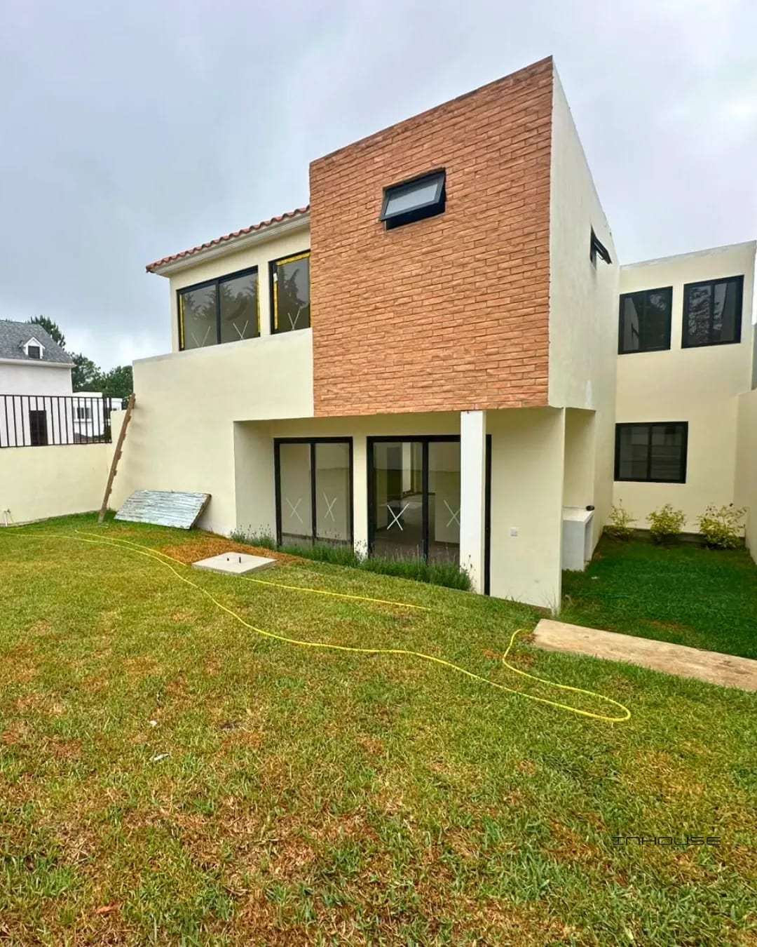 CASA EN VENTA EN CAES, ARRAZOLA KM 16.5 PARA ESTRENAR — Casa en Venta en Carretera a El Salvador, Guatemala, Ciudad — foto 1 de 10