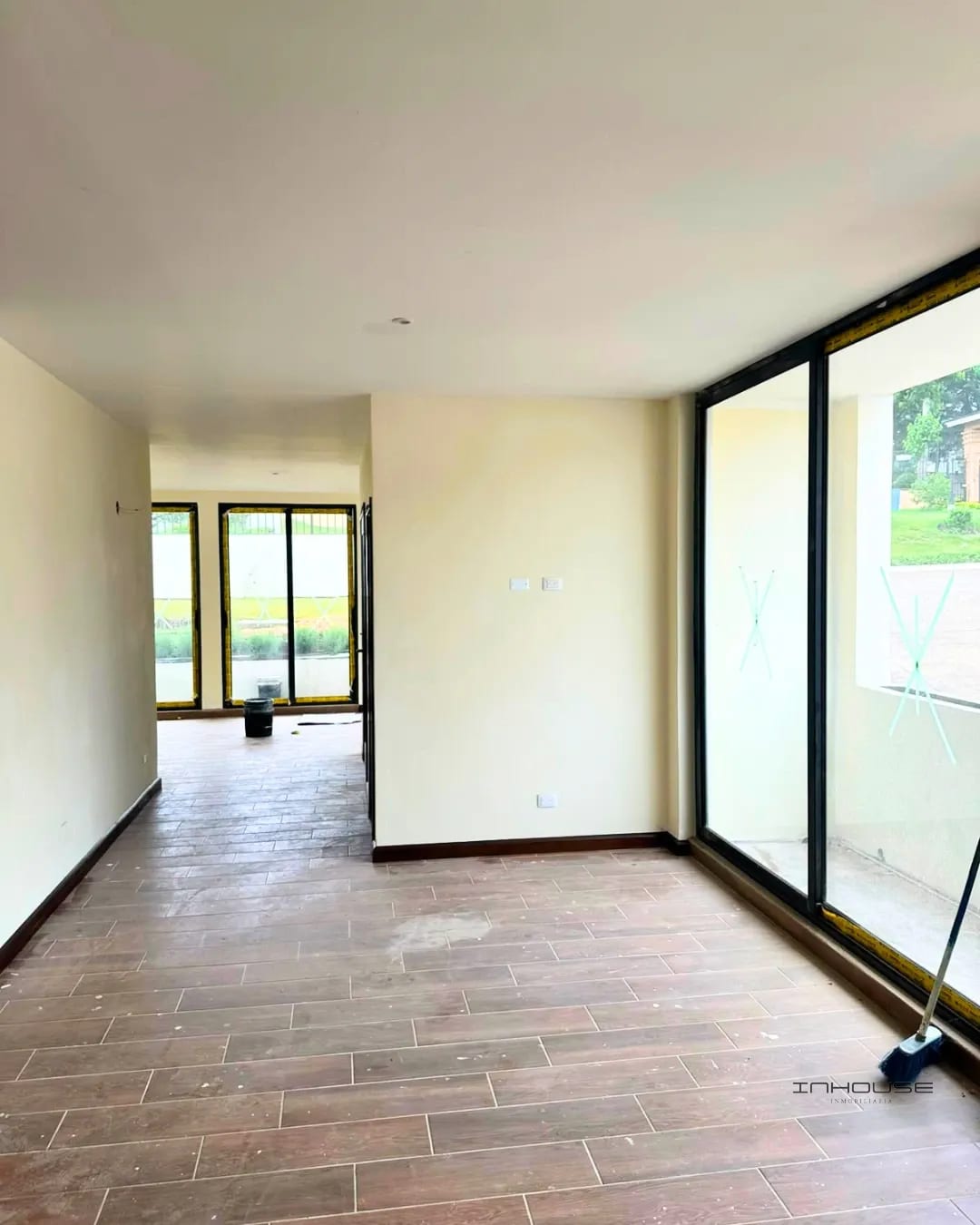CASA EN VENTA EN CAES, ARRAZOLA KM 16.5 PARA ESTRENAR — Casa en Venta en Carretera a El Salvador, Guatemala, Ciudad — foto 8 de 10