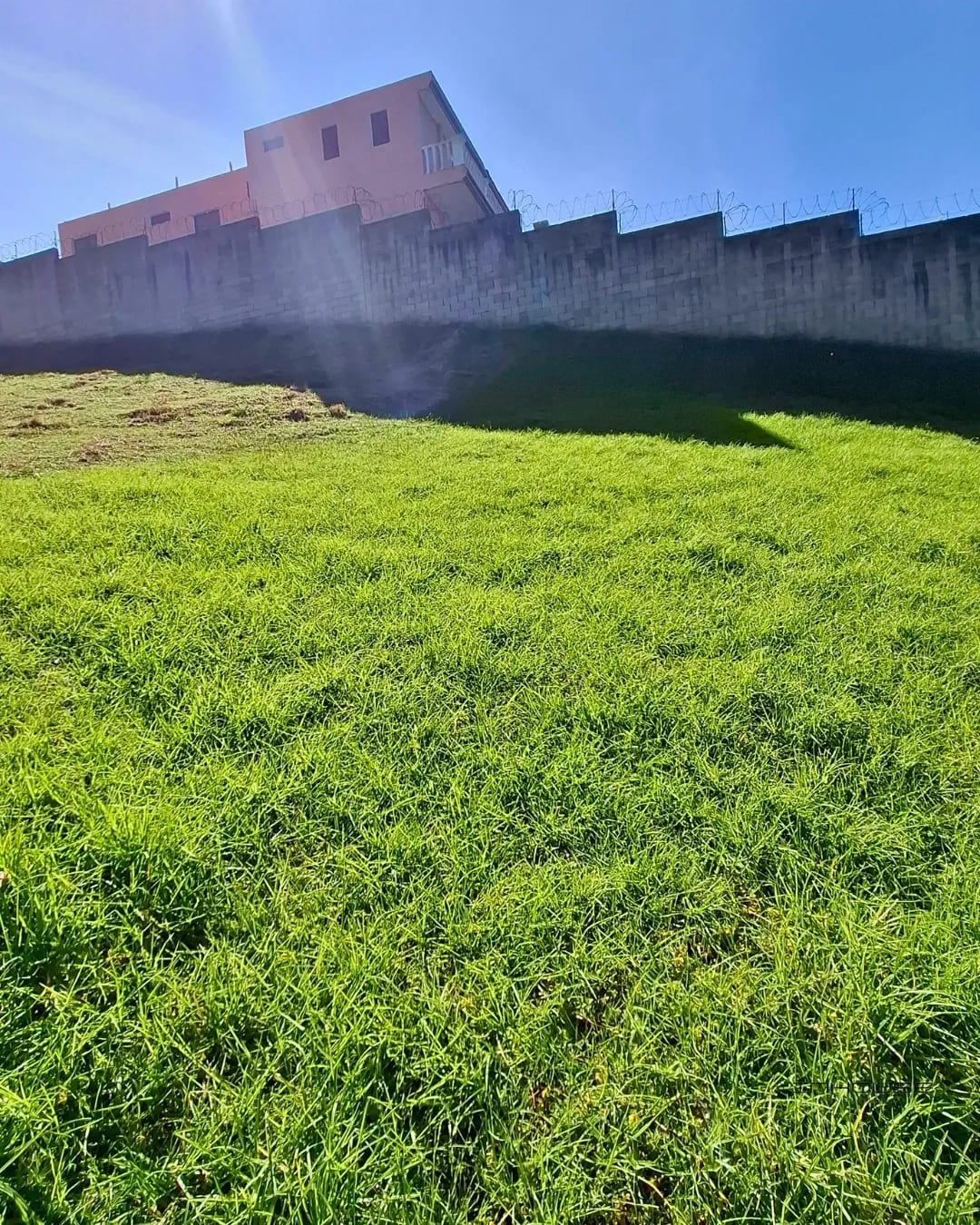 TERRENO DE ESQUINA EN VENTA, CARRETERA A EL SALVADOR, LA FLORESTA — Terreno en Venta en Carretera a El Salvador, Guatemala, Ciudad — foto 2 de 6