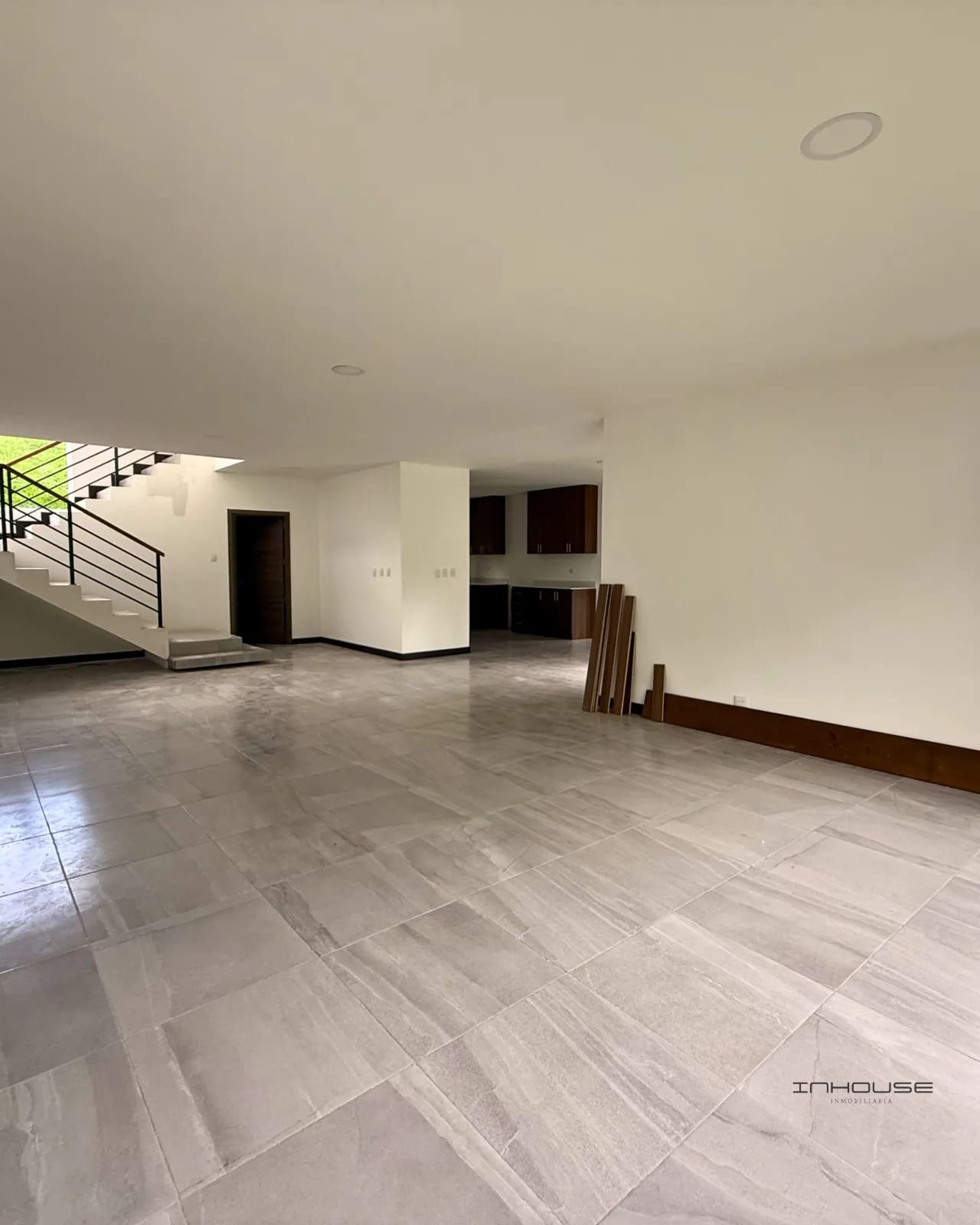 CASA EN VENTA EN CAES KM 20 PARA ESTRENAR — Casa en Venta en Vila Verde II, Carretera a El Salvador, Guatemala, Ciudad — foto 5 de 8