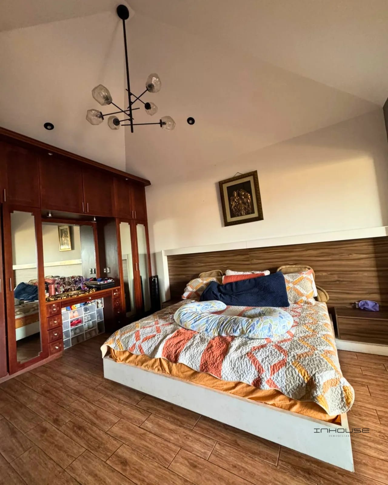 CASA EN VENTA EN SAN CRISTÓBAL (SECTOR B-1) — Casa en Venta en Zona 8 Mixco, Guatemala, Ciudad — foto 8 de 8
