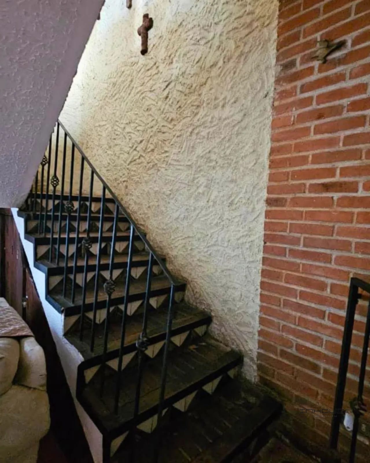 CASA EN VENTA EN SAN CRISTOBAL (A 1 CUADRA DE TORRE DE PINARES) — Casa en Venta en Zona 8 Mixco, Guatemala, Ciudad — foto 6 de 10