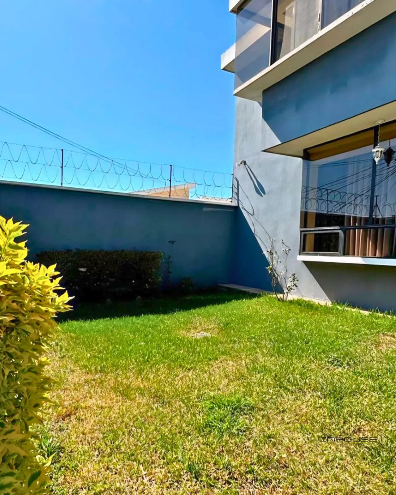 CASA EN VENTA EN SAN CRISTOBAL SECTOR B 3 — Casa en Venta en Zona 8 Mixco, Guatemala, Ciudad — foto 5 de 10