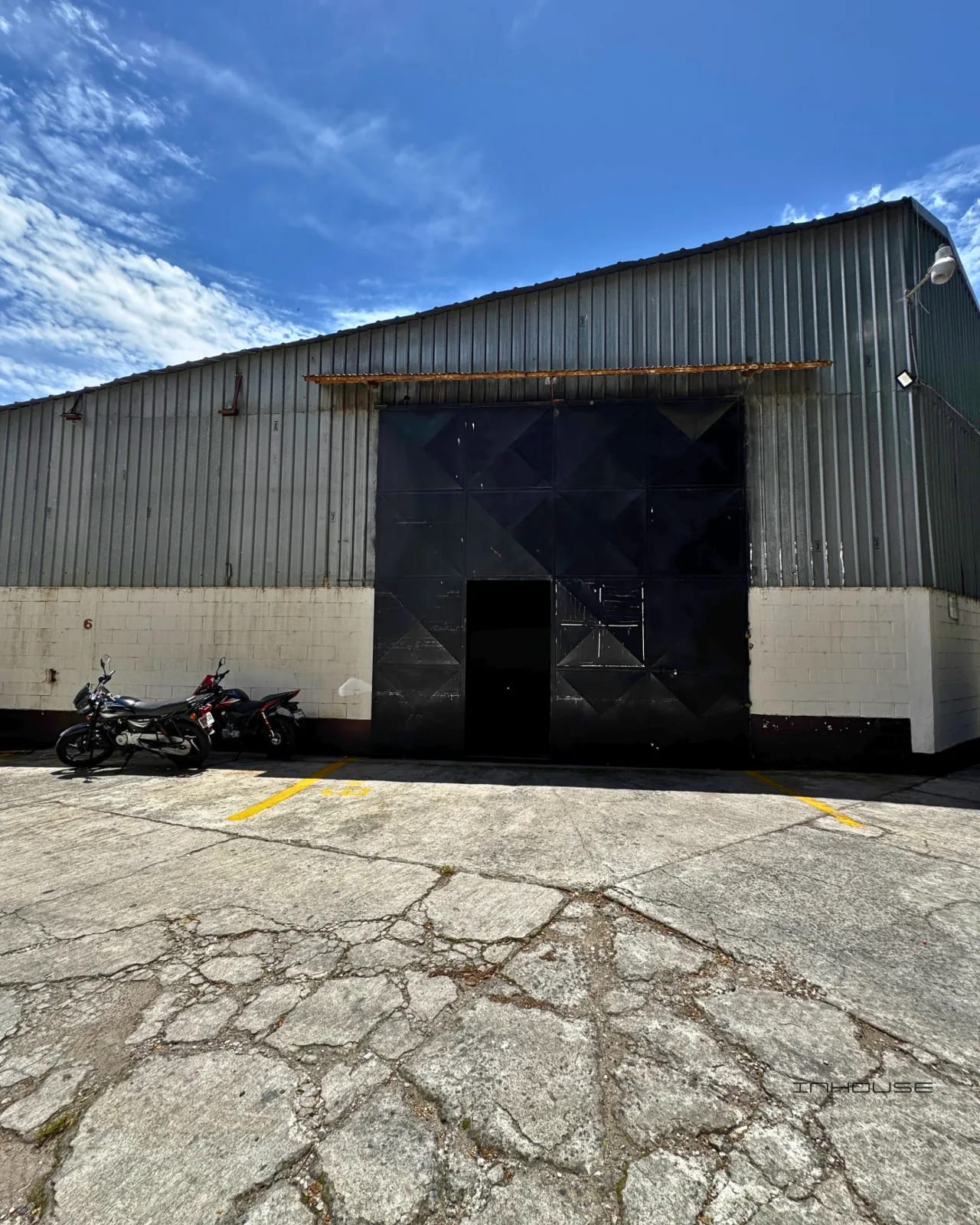 BODEGA EN RENTA EN MIXCO, LO DE COY — Bodega / Ofibodega en Alquiler en Zona 1 Mixco, Guatemala, Ciudad — foto 1 de 6