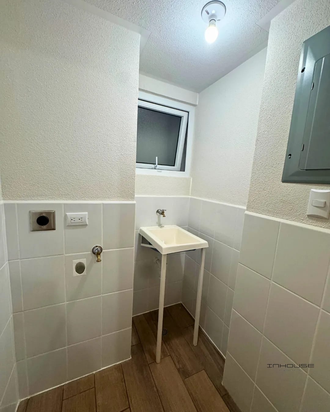 APARTAMENTO EN VENTA ZONA 16 -LARES- EN PRIMER NIVEL CON JARDIN — Apartamento en Venta en Zona 16, Guatemala, Ciudad — foto 9 de 10