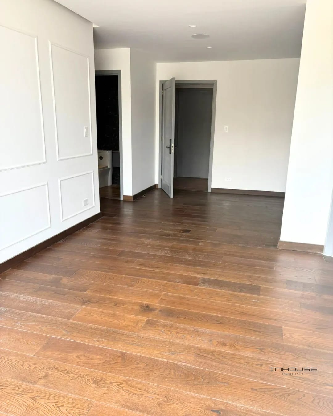APARTAMENTO EN RENTA ZONA 10 ATARAH — Apartamento en Alquiler en Zona 10, Guatemala, Ciudad — foto 3 de 10
