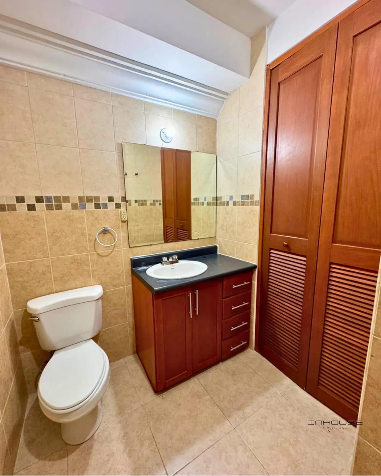 APARTAMENTO EN RENTA ZONA 16, LA MONTAÑA - Image 3