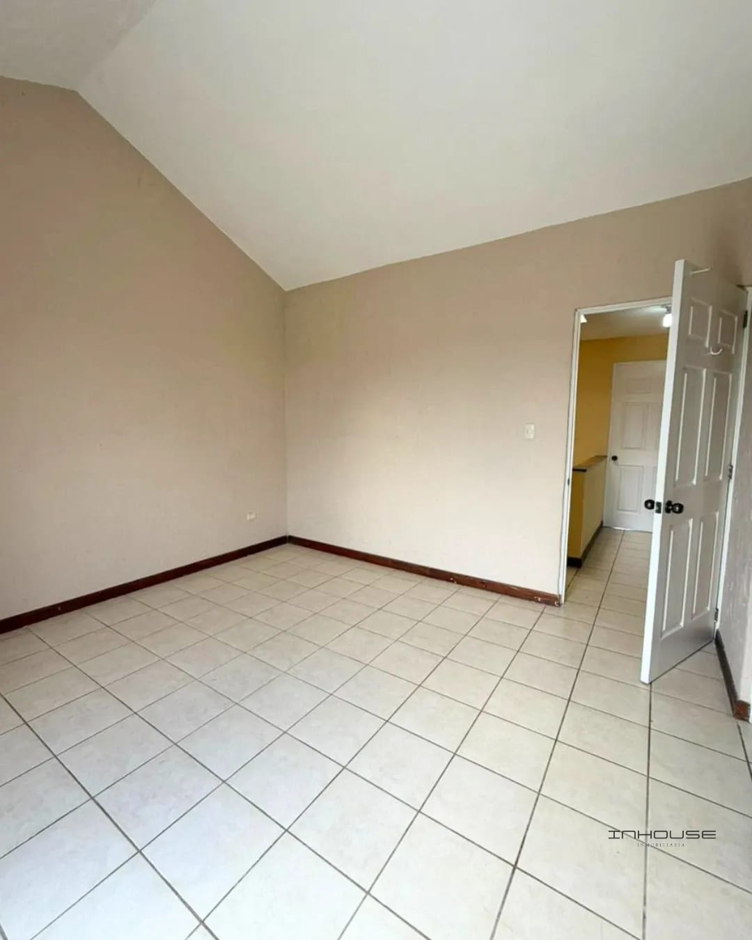 CASA EN VENTA KM 18.5 SAN JOSÉ PINULA, JARDINES DE PROVIDENCIA — Casa en Venta en San José Pinula, Guatemala, Ciudad — foto 6 de 10