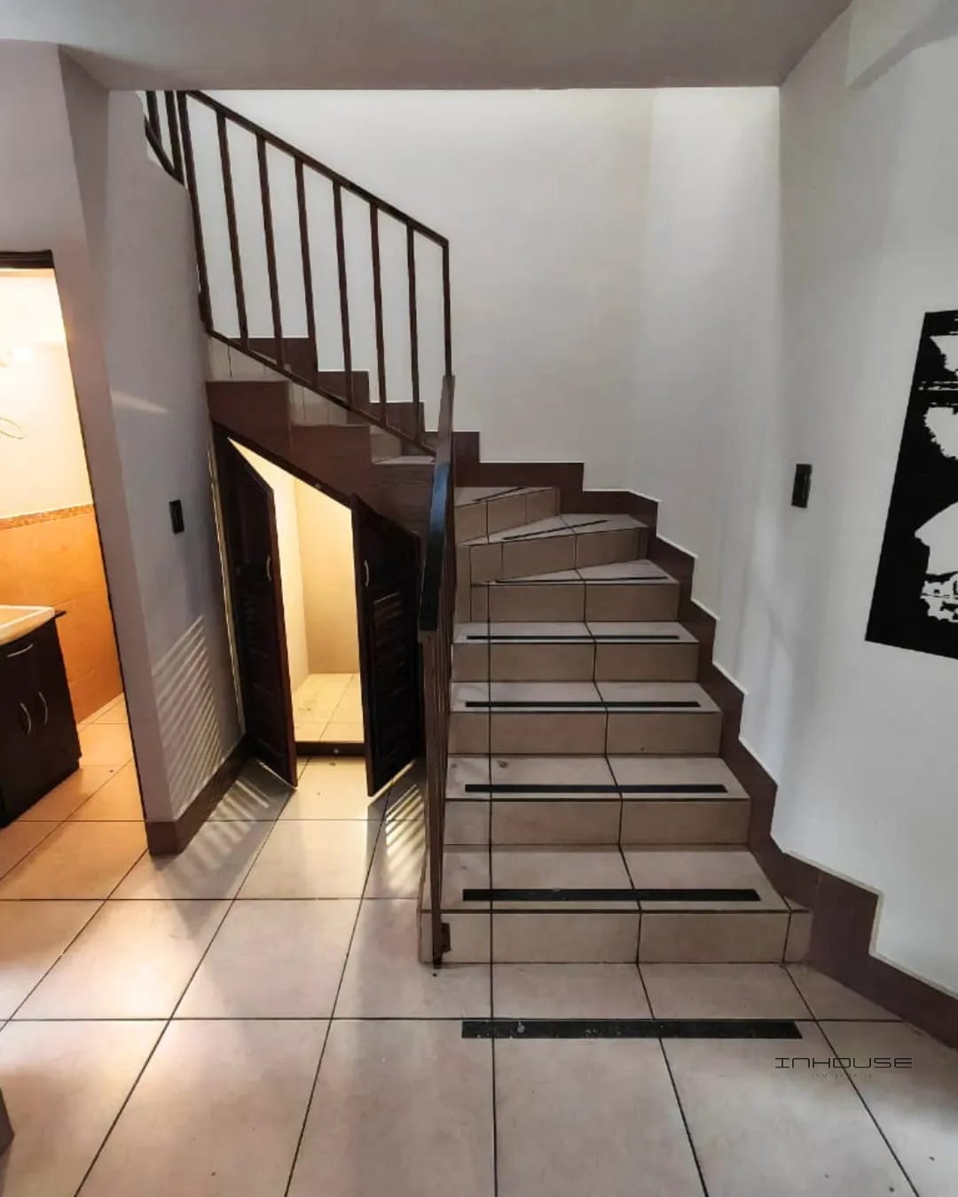 CASA EN VENTA EN ZONA 16 HACIENDA REAL — Casa en Venta en Hacienda Real, Zona 16, Guatemala, Ciudad — foto 3 de 10