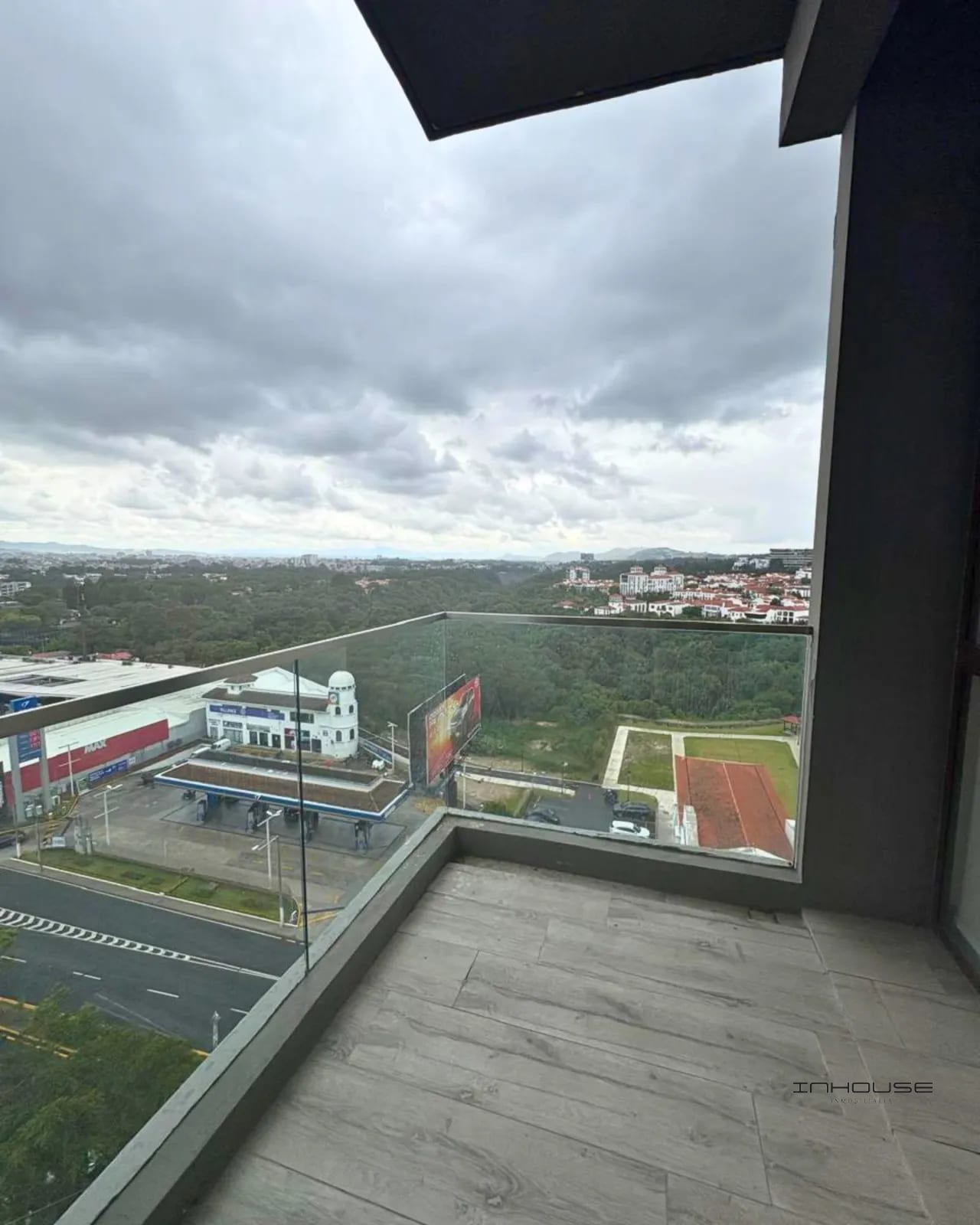 APARTAMENTO EN RENTA ZONA 16 FRENTE A CAYALA NIVEL ALTO — Apartamento en Alquiler en Ciudad Cayalá, Zona 16, Guatemala, Ciudad — foto 9 de 10