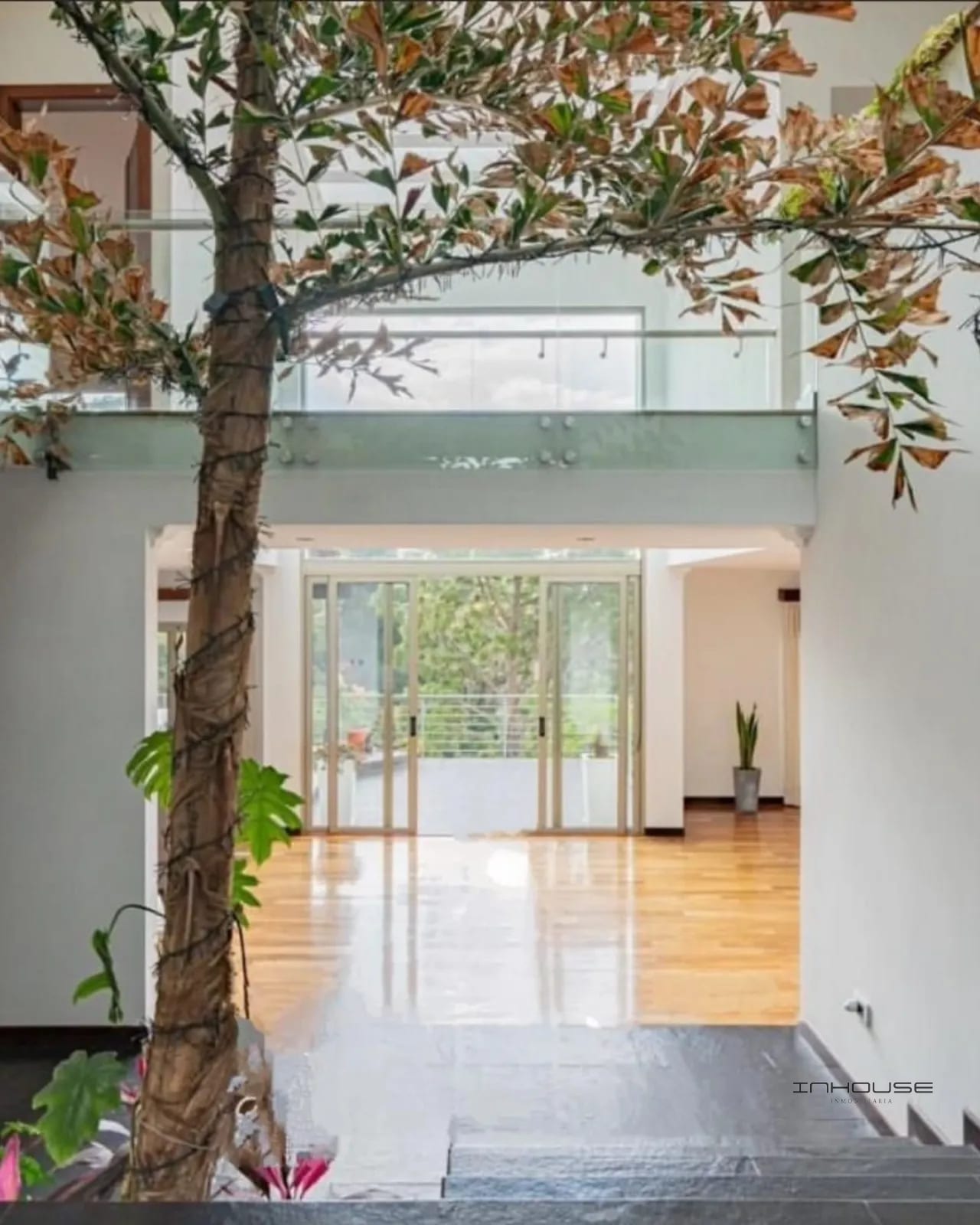 CASA EN VENTA EN ZONA 16 MODERNA, CUMBRES — Casa en Venta en Zona 16, Guatemala, Ciudad — foto 6 de 12