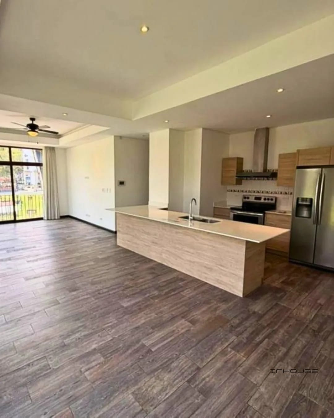 APARTAMENTO EN RENTA ZONA 16 LIRIOS — Apartamento en Venta en Lirios de Cayalá I, Zona 16, Guatemala, Ciudad — foto 3 de 7