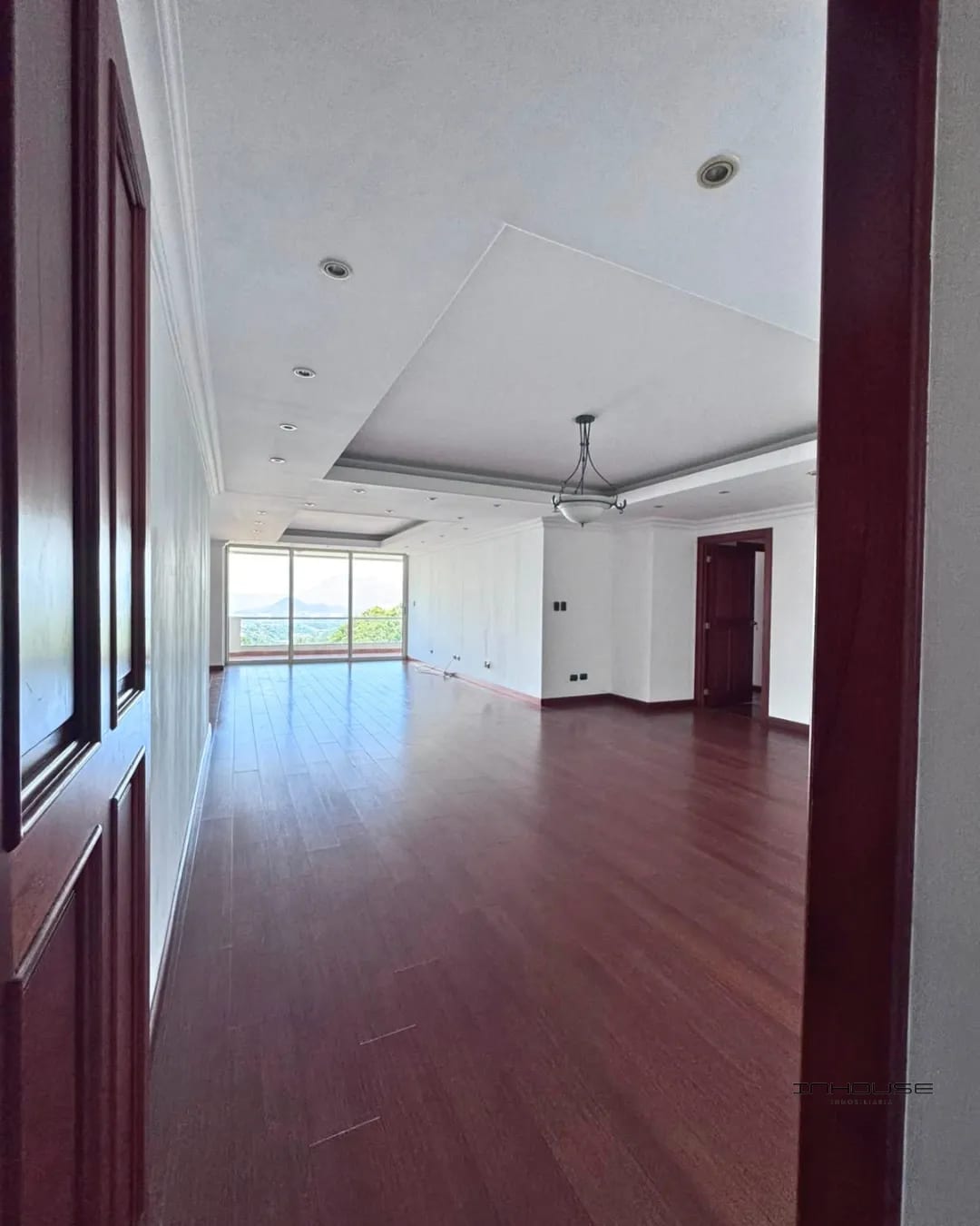 APARTAMENTO EN RENTA ZONA 14 CON BALCON — Apartamento en Alquiler en Marqués del Valle, Zona 14, Guatemala, Ciudad — foto 6 de 10