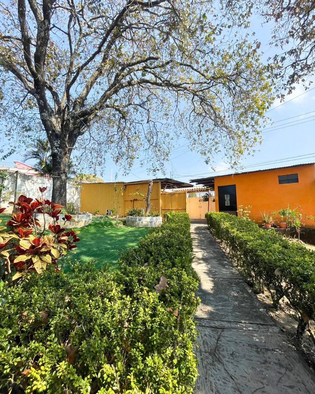 CASA EN VENTA EN SAN CRISTOBAL SECTOR A10 IDEAL PARA INVERSIONISTAS LOTE 13, MANZANA SIETE, ZONA 8 DE MIXCO GRANJAS — Casa en Venta en Zona 8 Mixco, Guatemala, Ciudad — foto 5 de 9