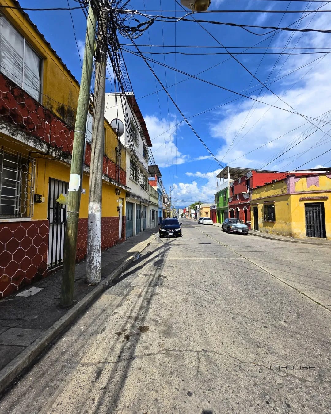 Casa en Renta en Zona 3 Fuera de Garita Ideal para Uso Comercial — Casa en Alquiler en Zona 3, Guatemala, Ciudad — foto 2 de 9