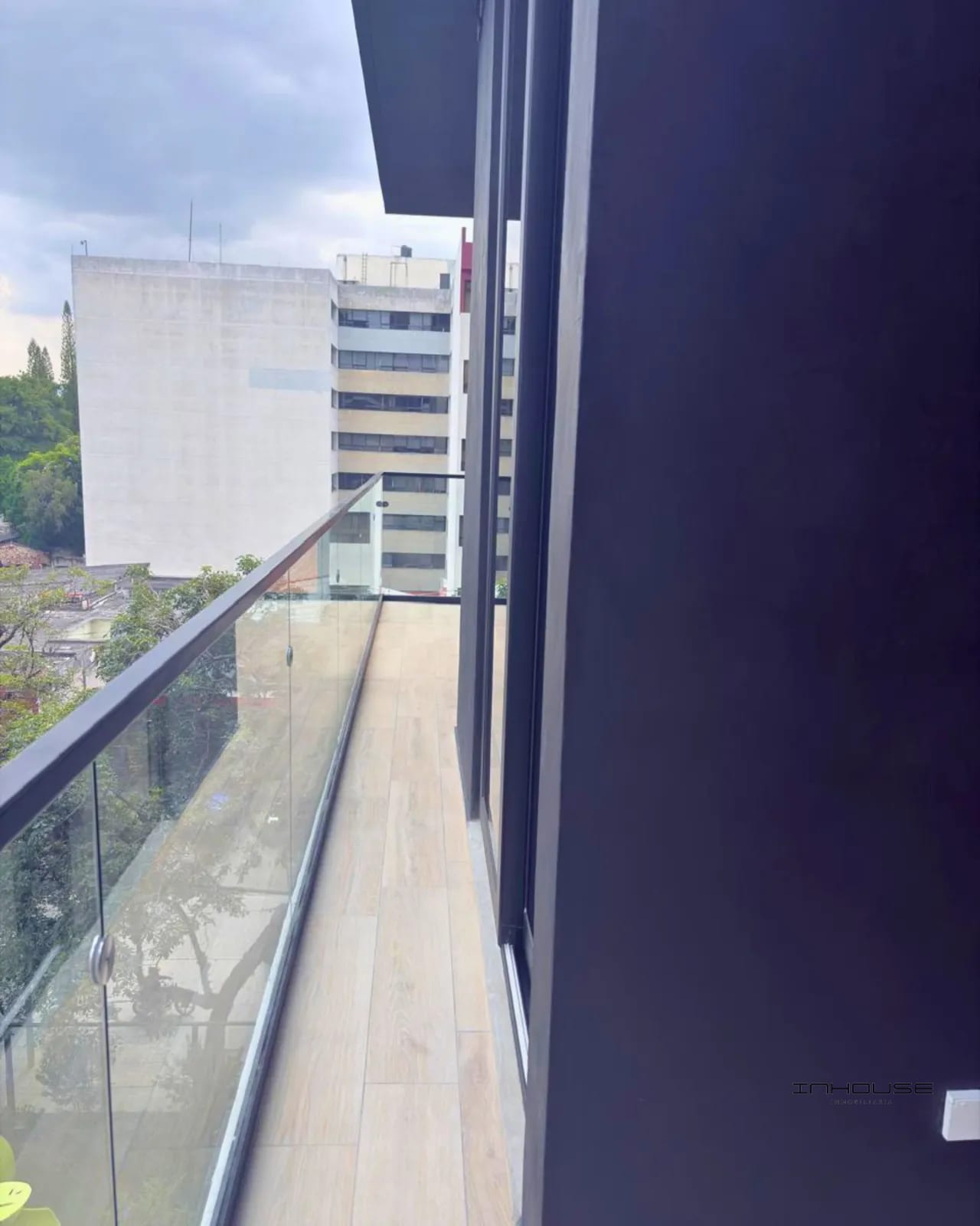 Apartamento en Renta Zona 10 para Estrenar — Apartamento en Alquiler en Ferré Diez, Zona 10, Guatemala, Ciudad — foto 3 de 12