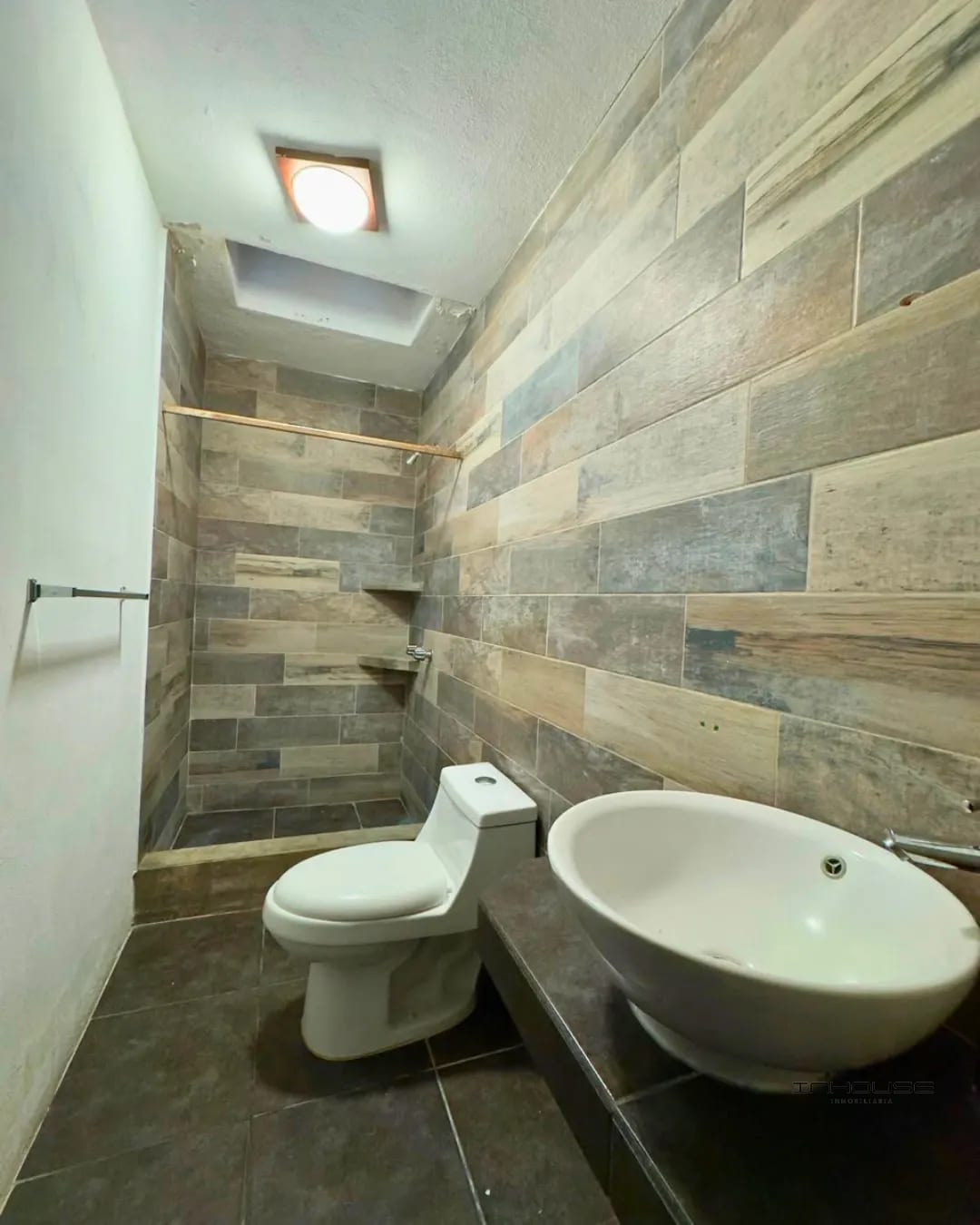 Apartamento en Renta Zona 16, Hacienda Real Sector 4 — Apartamento en Alquiler en Hacienda Real, Zona 16, Guatemala, Ciudad — foto 6 de 9