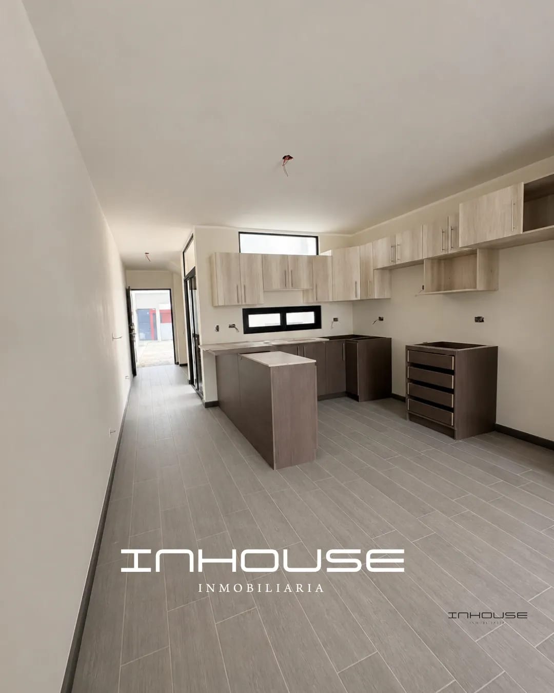 Casa en Venta en Zona 16 para Estrenar — Casa en Venta en Hacienda Real, Zona 16, Guatemala, Ciudad — foto 2 de 7
