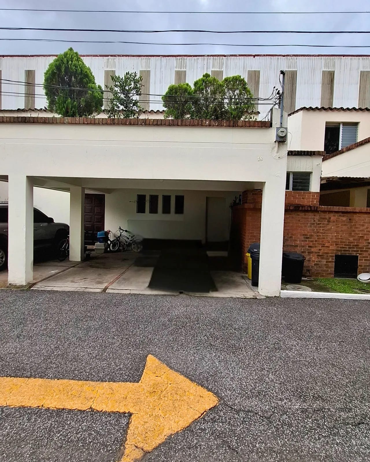 Apartamento en Renta en Zona 14 Dentro de Garita. — Apartamento en Alquiler en Zona 14, Guatemala, Ciudad — foto 1 de 8