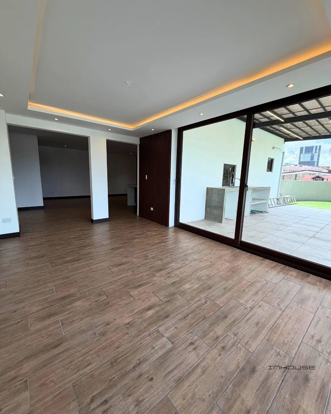 Apartamento en Venta en Zona 10 con Amplio Jardín — Apartamento en Venta en Marques de Oakland, Zona 10, Guatemala, Ciudad — foto 7 de 10
