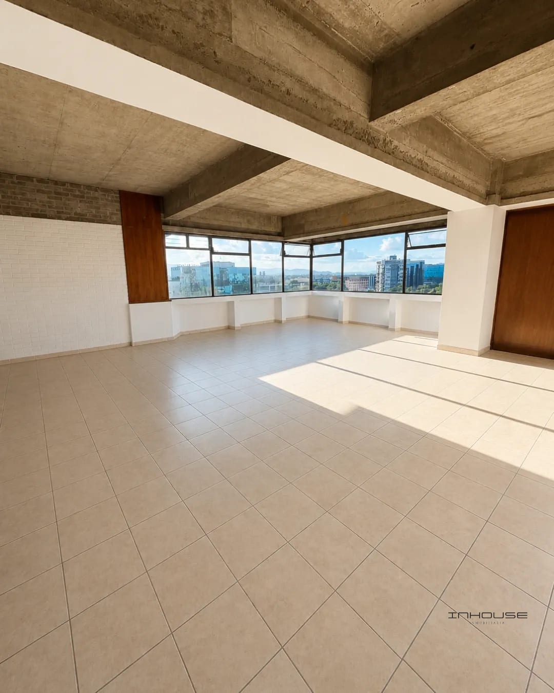 Oficina en Venta Zona 10 en Nivel Alto — Oficina en Venta en Reforma Montúfar, Zona 10, Guatemala, Ciudad — foto 8 de 8