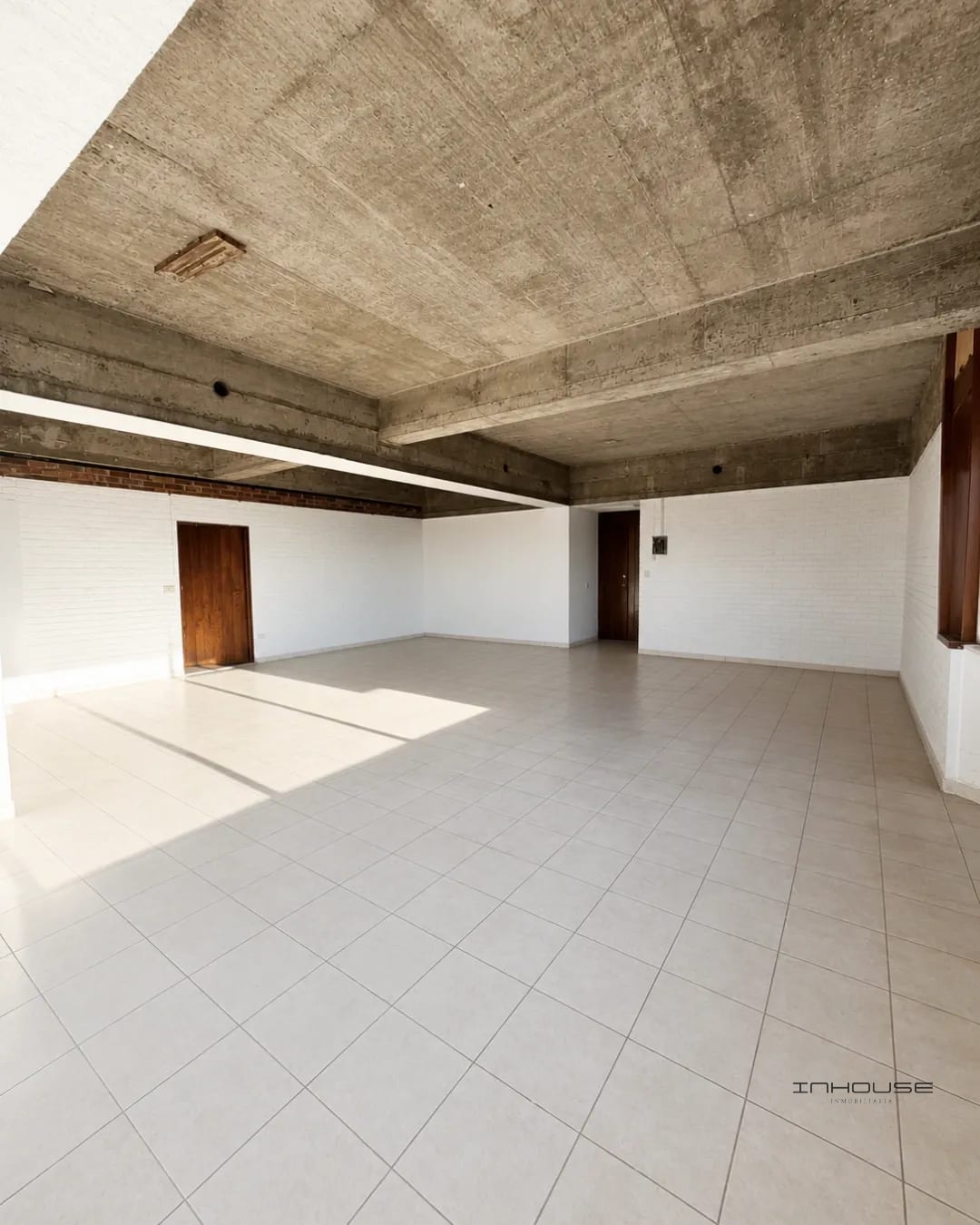 Oficina en Venta Zona 10 en Nivel Alto — Oficina en Venta en Reforma Montúfar, Zona 10, Guatemala, Ciudad — foto 2 de 8