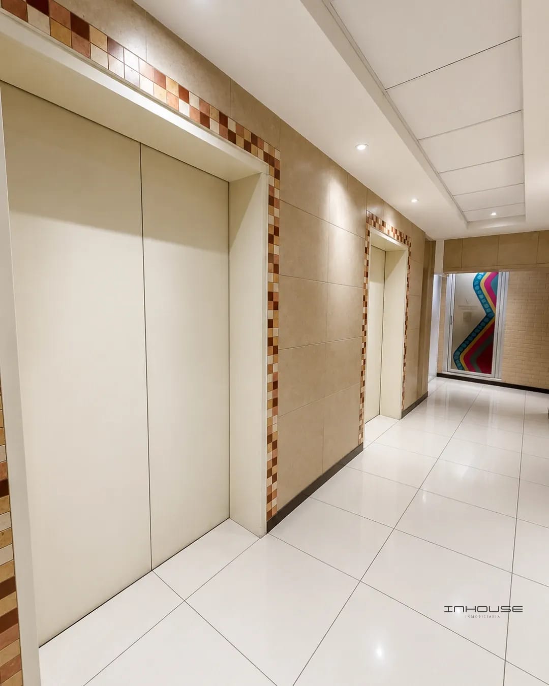 Oficina en Venta Zona 10 en Nivel Alto — Oficina en Venta en Reforma Montúfar, Zona 10, Guatemala, Ciudad — foto 5 de 8