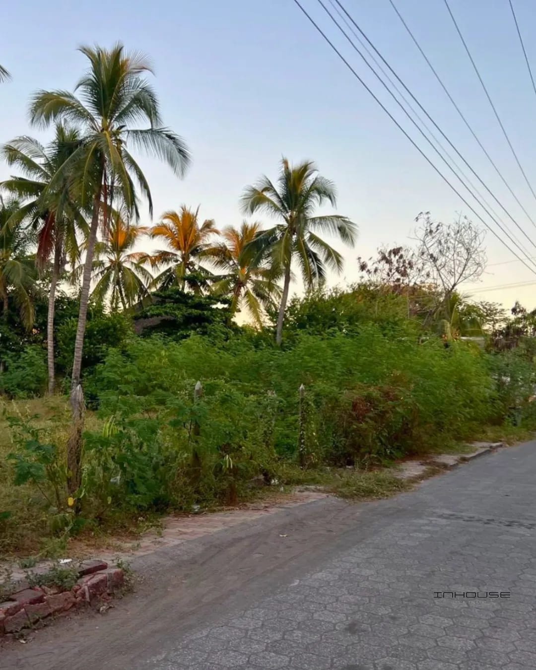 Terreno en Venta en Monterrico a Pocos Metros de la Playa — Terreno en Venta en Monterrico, Santa Rosa — foto 2 de 10