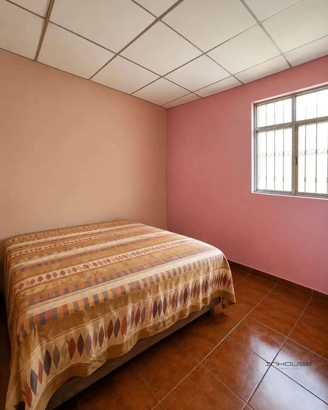 Casa en Venta en Zona 7 Sobre el Periferico — Casa en Venta en Zona 7, Guatemala, Ciudad — foto 8 de 10