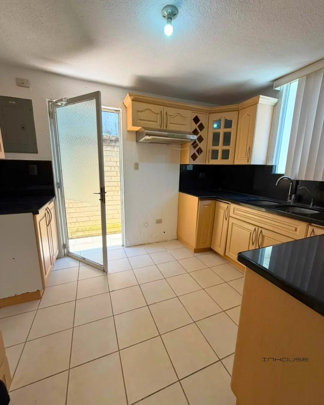 Casa en Venta KM 18.5 San José Pinula, Jardines de Providencia — Casa en Venta en San José Pinula, Guatemala, Ciudad — foto 2 de 12