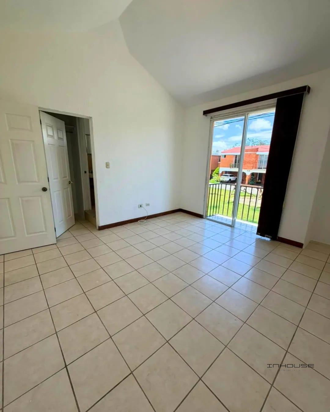 Casa en Venta KM 18.5 San José Pinula, Jardines de Providencia — Casa en Venta en San José Pinula, Guatemala, Ciudad — foto 9 de 12
