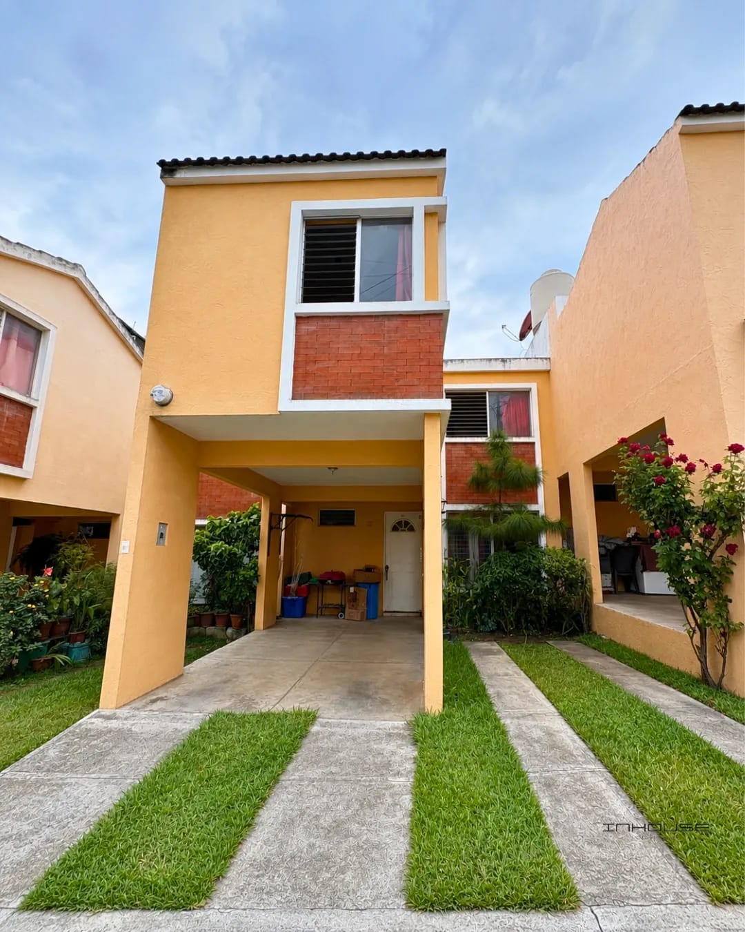 Casa en Venta en Zona 11 de Mixco Dentro de Garita — Casa en Venta en Zona 11 Mixco, Guatemala, Ciudad — foto 1 de 10