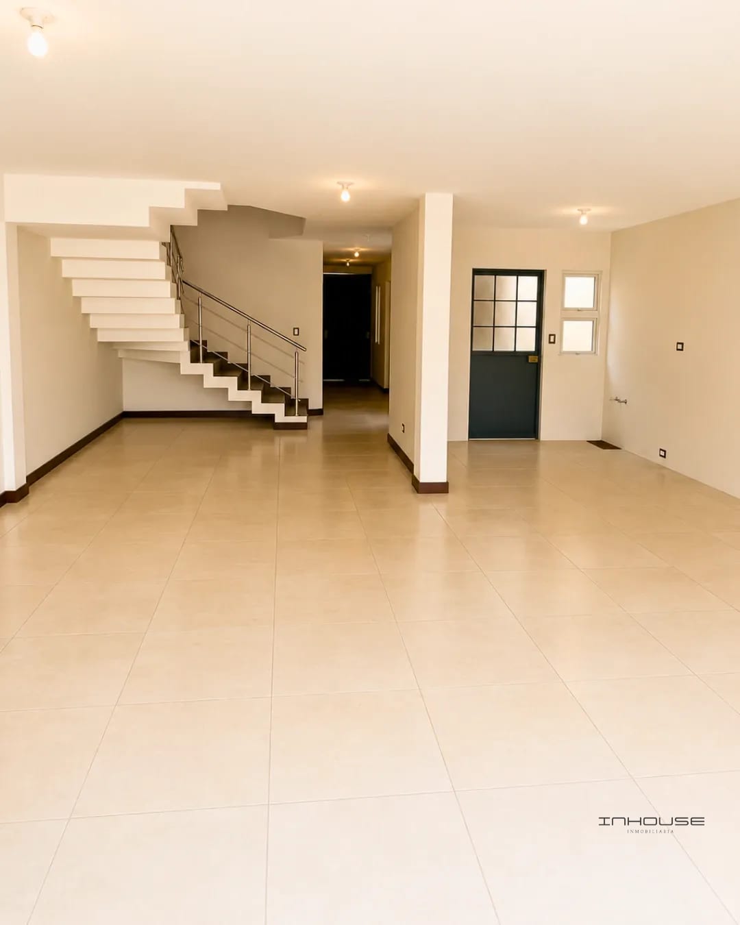 Casa en Venta en Zona 16 Kanajuyu para Estrenar — Casa en Venta en Kanajuyú, Zona 16, Guatemala, Ciudad — foto 3 de 7