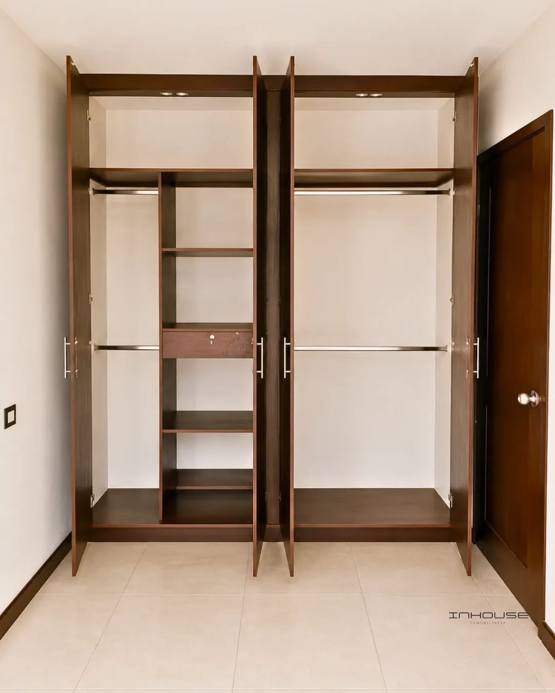 Casa en Venta en Zona 16 Kanajuyu para Estrenar — Casa en Venta en Kanajuyú, Zona 16, Guatemala, Ciudad — foto 6 de 7