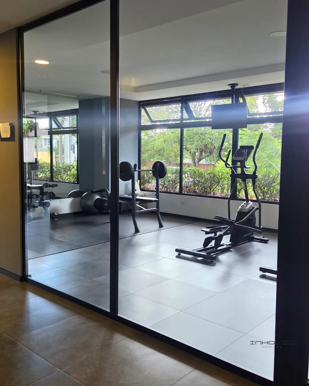 Apartamento en Renta Zona 12 en Nivel Alto — Apartamento en Alquiler en Áurea, Zona 12, Guatemala, Ciudad — foto 7 de 10