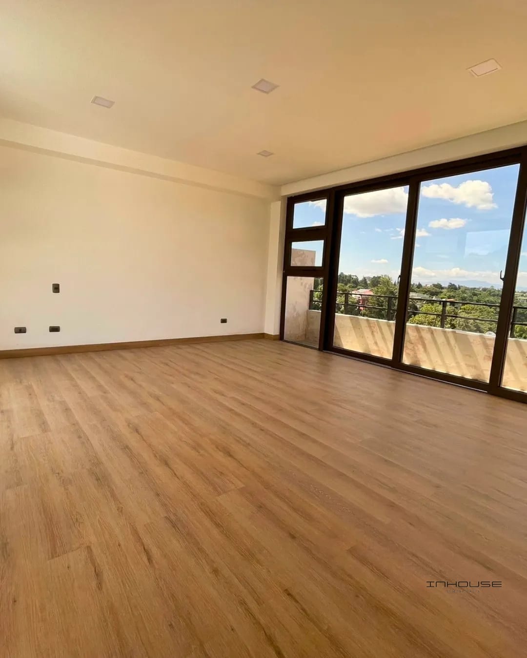 Casa en Venta Zona 15 para Estrenar Altos de Vista Hermosa — Casa en Venta en Zona 15, Guatemala, Ciudad — foto 1 de 10