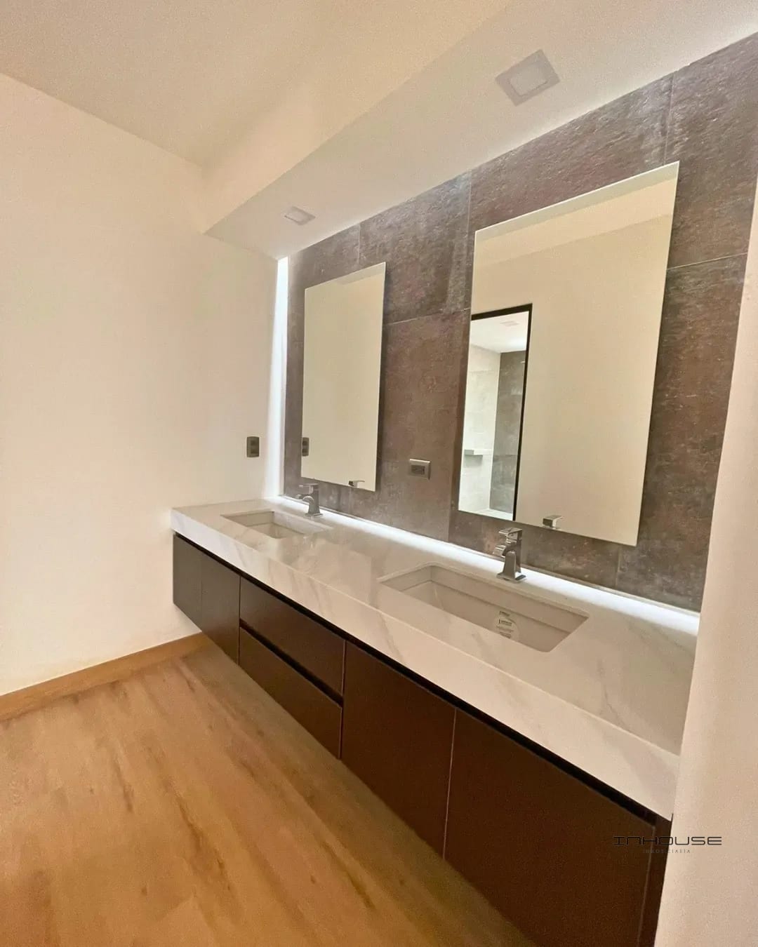 Casa en Venta Zona 15 para Estrenar Altos de Vista Hermosa — Casa en Venta en Zona 15, Guatemala, Ciudad — foto 9 de 10