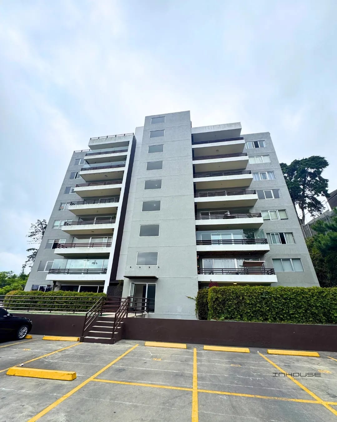 Apartamento en Venta Zona 16 Bosques de Euskadi — Apartamento en Venta en Zona 16, Guatemala, Ciudad — foto 1 de 13