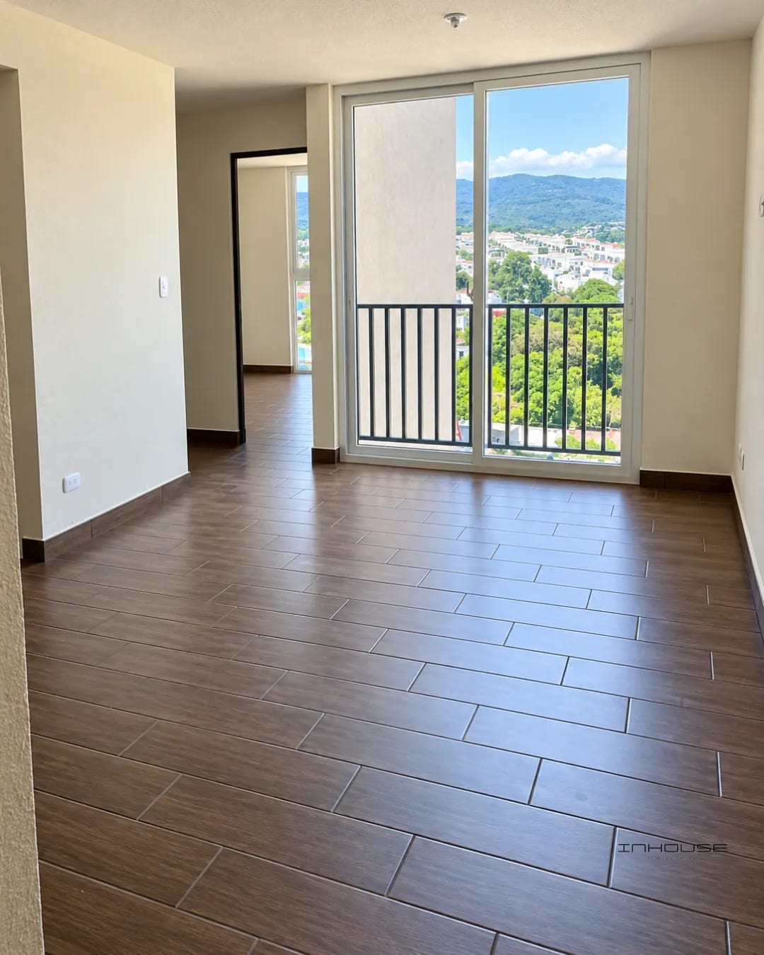 Apartamento en Venta Zona 10 de Mixco , para Inversionistas — Apartamento en Venta en Zona 10 Mixco, Guatemala, Ciudad — foto 2 de 7