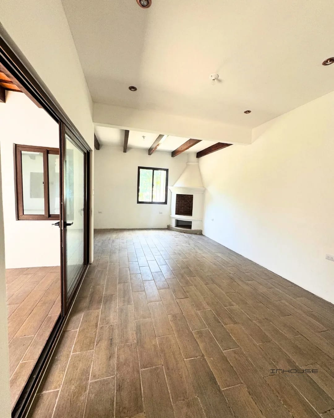 Casa en Venta en Antigua, Antigua Gardens — Casa en Venta en Antigua, Sacatepéquez — foto 2 de 10