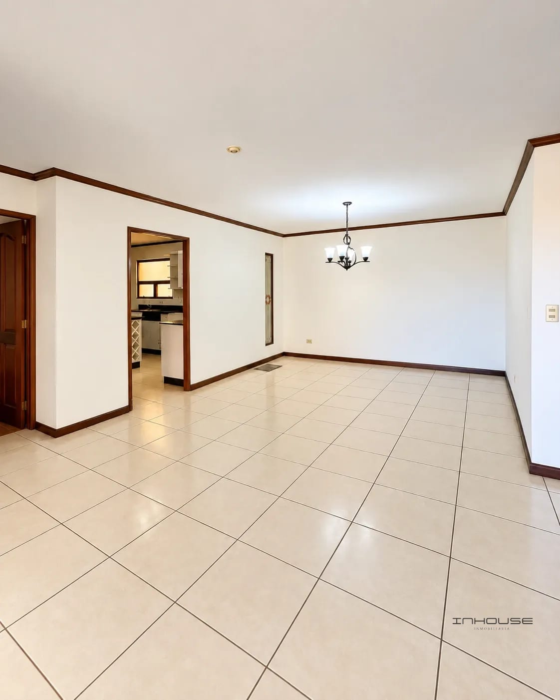 Apartamento en Venta Zona 10 en Nivel Alto — Apartamento en Venta en Torre Castelar, Zona 10, Guatemala, Ciudad — foto 7 de 10