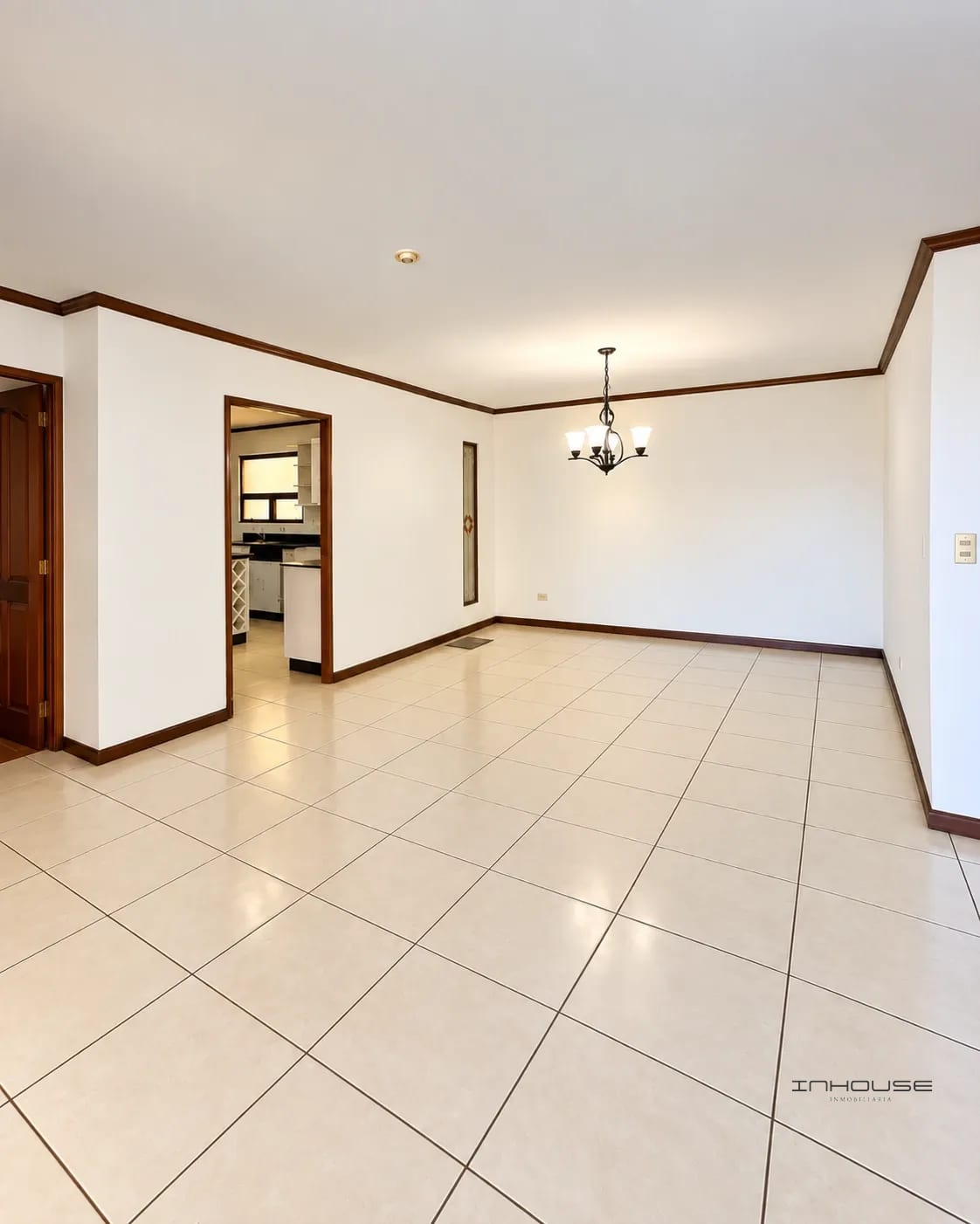 Apartamento en Venta Zona 10 en Nivel Alto — Apartamento en Venta en Torre Castelar, Zona 10, Guatemala, Ciudad — foto 8 de 10