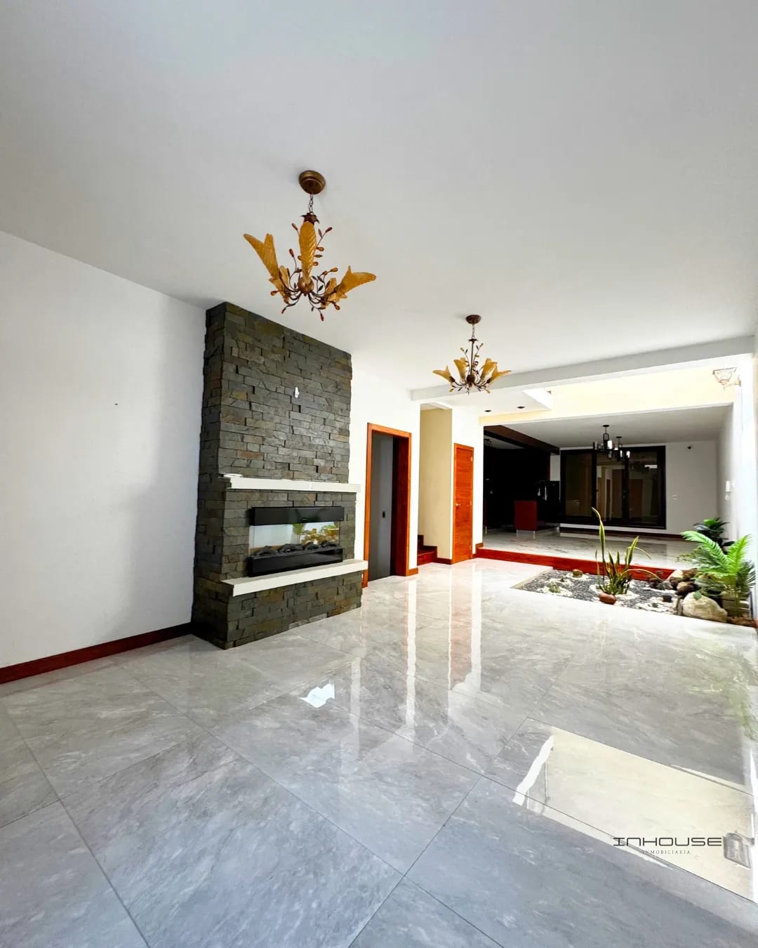 Casa en Venta en San Lucas, Paseo Santiago — Casa en Venta en San Lucas Sacatepéquez, Sacatepéquez — foto 7 de 11