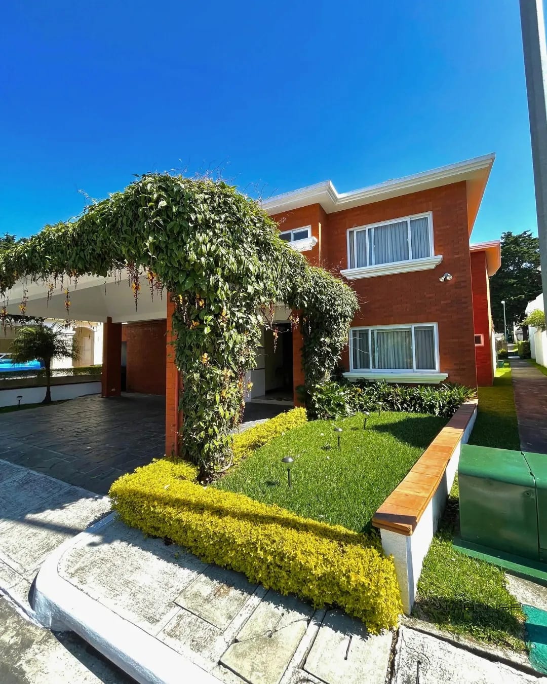 Casa en Venta KM 18 CAES Entre Bosques — Casa en Venta en km 16-20, Carretera a El Salvador, Guatemala, Ciudad — foto 3 de 12