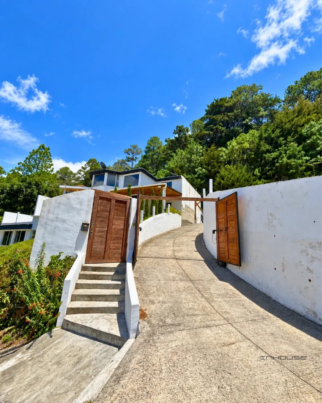 Casa en Venta CAES KM 16.5 con Amplio Jardín — Casa en Venta en Terravista, Carretera a El Salvador, Guatemala, Ciudad — foto 11 de 12