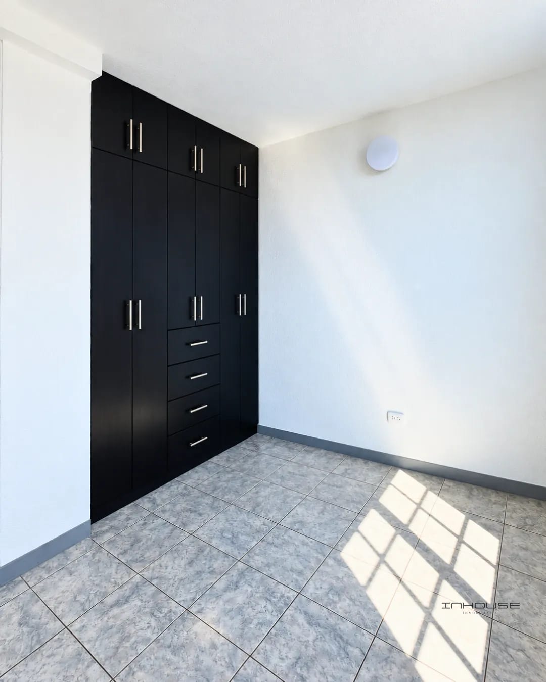 Casa en Venta en Villa Nueva Alamedas de Santa Clara — Casa en Venta en alamedas de santa clara, Villa Nueva, Guatemala, Ciudad — foto 5 de 10